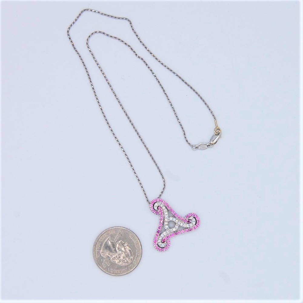 GEOMETRIC Pink Sapphire White Gold Pendant & Chain - Picture 5 of 8